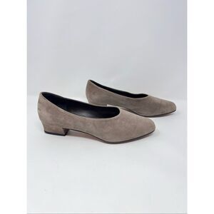 Petra Firenze Taupe Italian Suede Leather Low Heel Pumps Vintage Women’s 7 ½ M